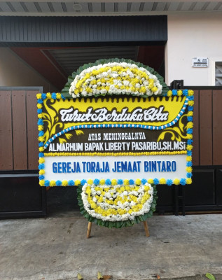 Papan Bunga Duka di Batang Kuis