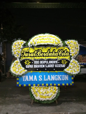 Papan Bunga Duka di Batang Kuis